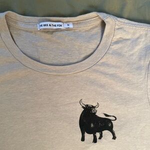 The Bee & The Fox T-shirt- ‘Bull shirt’ (medium)